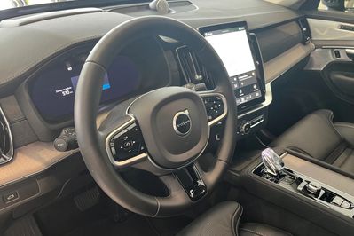 Volvo XC90 B5 B AWD Ultra Dark 7OS