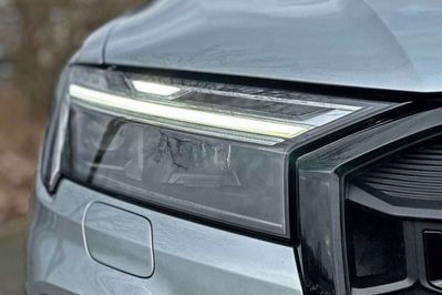 Audi Q7 50 TDI quattro S Line