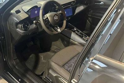 Alfa Romeo Junior Ibrida