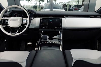 Land Rover Range Rover Sport D300  Dynamic SE