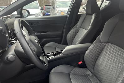 Toyota C-HR 2.0 Hybrid Style