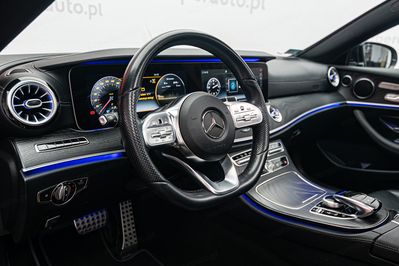 Mercedes Klasa E E 300 Coupe 2.0 9G-TRONIC