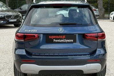 Mercedes GLB 200