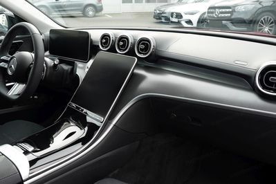 Mercedes Klasa C 200 4-Matic AMG