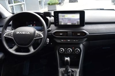 Dacia Jogger Extreme 7-miejsc 1.6 Full Hybrid