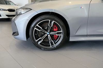 BMW Seria 3 320i xDrive M Sport