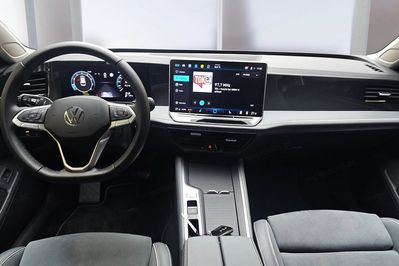 Volkswagen Passat 1.5 TSI  DSG