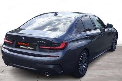 BMW Seria 3 330e xDrive M Sport