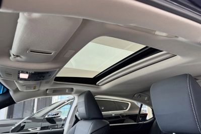 Lexus ES 300h Business Edition