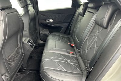 DS DS7 Rivoli 1.6 E-Tense Hybrid AT 4x4