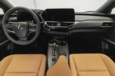 Lexus UX 300h F Sport Design 2.0 Hybrid Dynamic Force