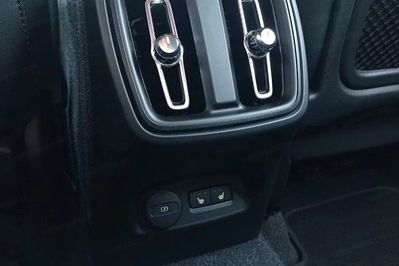 Volvo XC40 B4 B R-Design