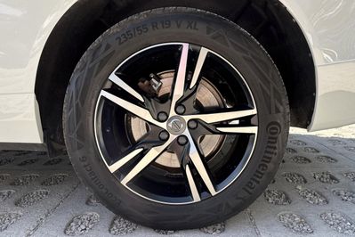 Volvo XC60 B4 B R-Design