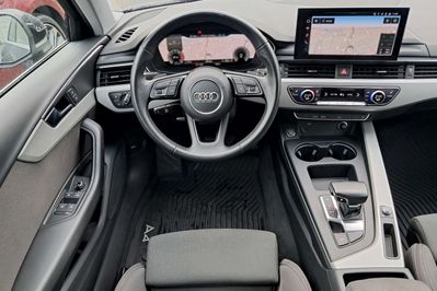 Audi A4 35 TFSI mHEV S tronic