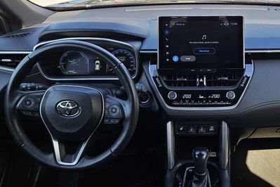 Toyota Corolla Cross 2.0 Hybrid Style