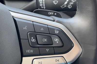 Volkswagen T-Roc eTSI Life DSG