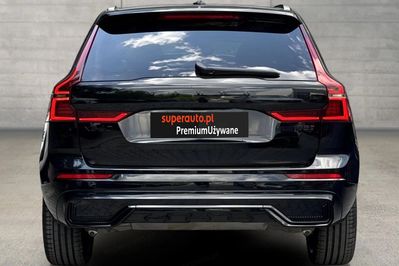 Volvo XC60 B5 B AWD Plus Black Edition