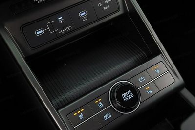 Hyundai Kona Electric 65kWh Smart