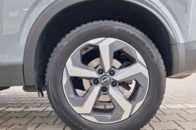 Nissan Qashqai 1.3 DIG-T mHEV N-Connecta Xtronic