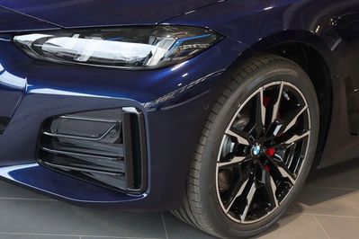 BMW Seria 4 M440i xDrive mHEV aut