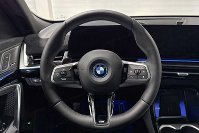 BMW iX2 eDrive20 M Sport