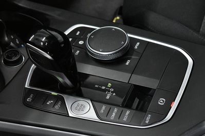 BMW Seria 1 118i Advantage