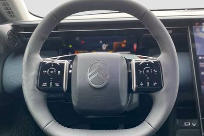 Citroen C5 Aircross Plus eDCT6 1.2 mHEV