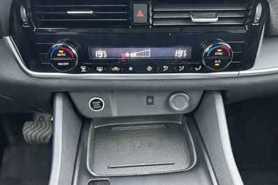 Nissan Qashqai Acenta Xtronic 1.3 DIG-T mHEV