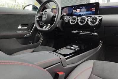 Mercedes CLA 200 AMG Line