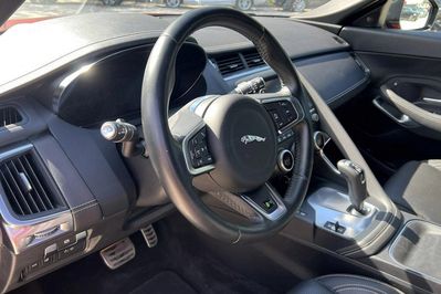 Jaguar E-Pace i4D AWD R-Dynamic