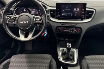 Kia Ceed 1.5 T-GDI M