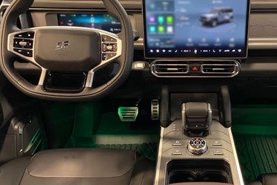 Jetour T2 2.0T 7DCT REAL TIME 4WD