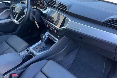 Audi Q3 35 TFSI mHEV S tronic