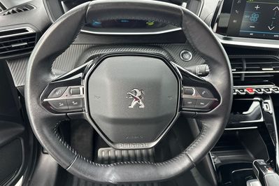 Peugeot 208 Allure BEV 50kWh AT
