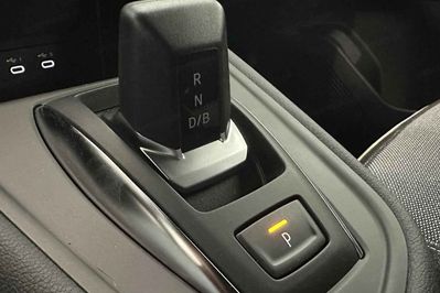 Renault Captur Techno 1.8 E-TECH Full Hybrid