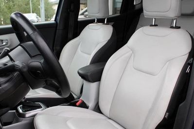 Jeep Renegade 1.3 GSE T4 Turbo Limited FWD S&S aut