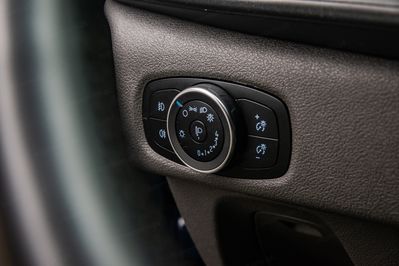 Ford Transit Custom 320 Kombi L2H1 Trend