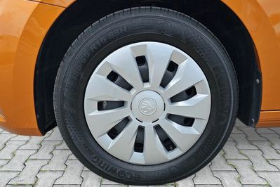 Skoda Fabia 1.0 TSI Selection DSG