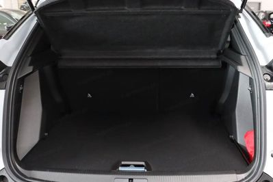 Peugeot 2008 GT e-DCS 1.2 mHEV