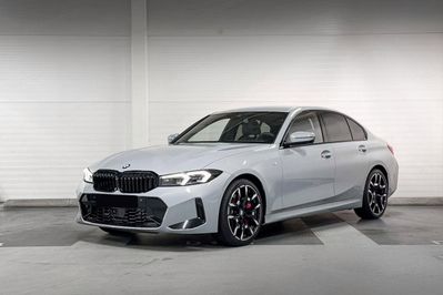 BMW Seria 3 330i xDrive M Sport