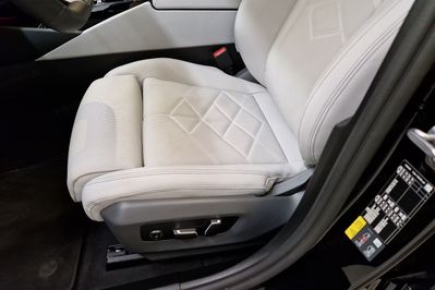 BMW Seria 5 530e xDrive PHEV M Sport aut