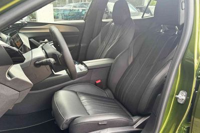 Peugeot 408 GT Exclusive S&S e-DCS6 1.2 PureTech mHEV