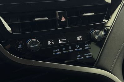 Toyota Camry 2.5 Hybrid Executive