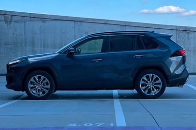 Toyota RAV4 Executive 2.5 Hybrid AWD