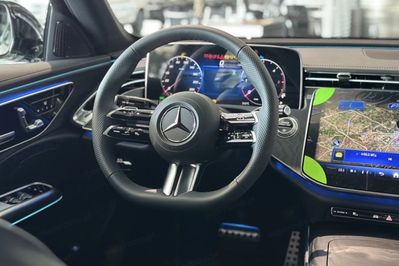 Mercedes Klasa E 220 d  4-Matic AMG