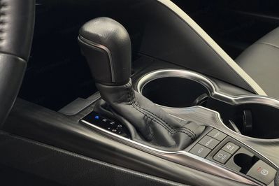 Toyota Camry 2.5 Hybrid Executive