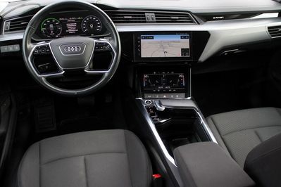 Audi e-tron 50 quattro