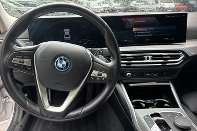 BMW Seria 3 320e PHEV