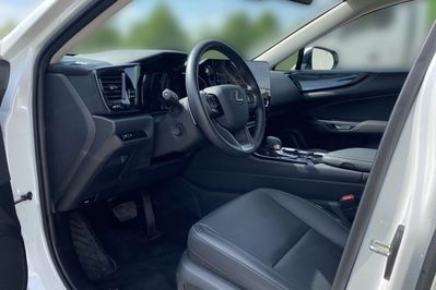 Lexus NX 450h+ Prestige AWD