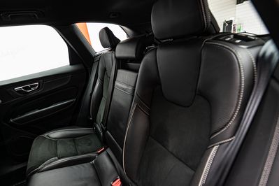 Volvo XC60 D4 R-Design